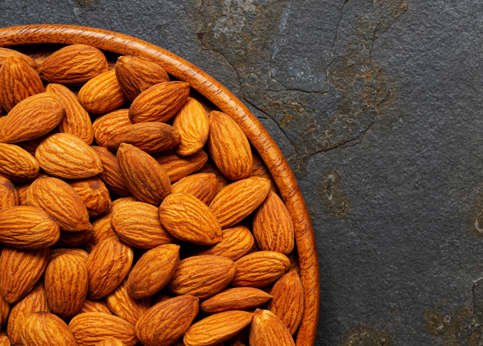 The Heart-Healthy Benefits of Almonds: A Nutritious Addition to Your Diet